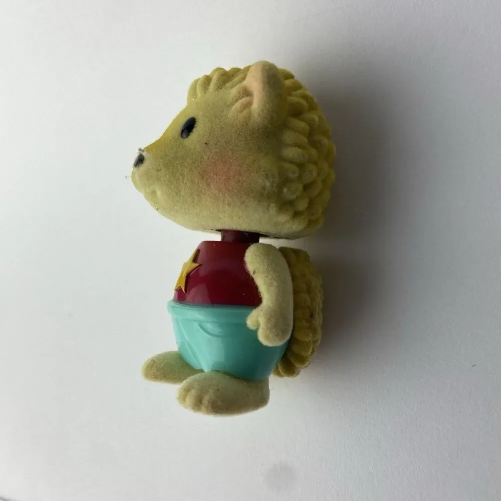Li'l Woodzeez Huey Hedgehog Blind Bag Acorns Little BobbleHead Animals Series 2